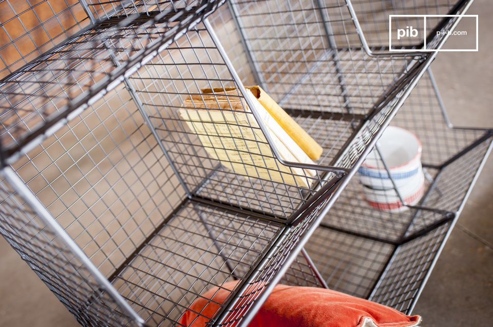 Shelves retained at the end of the locker to prevent objects from falling.