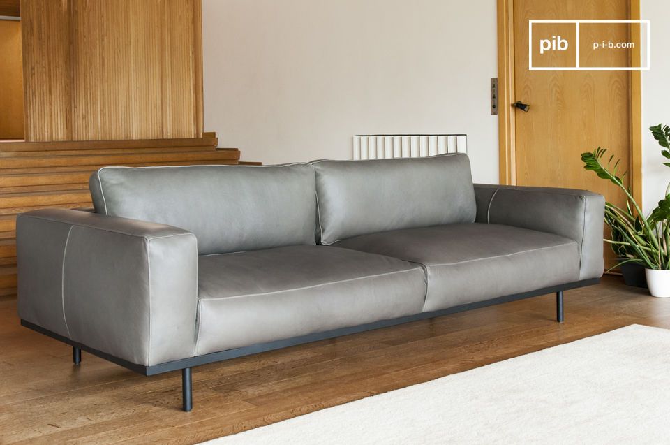 The combination of styles allows the sofa to fit into any interior.