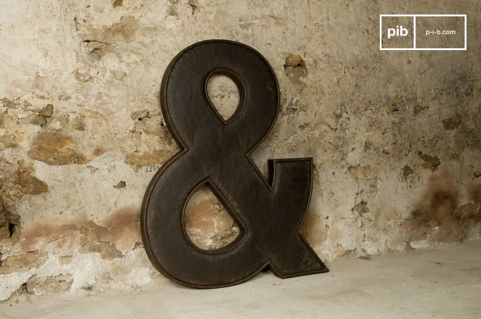 Ampersand sign letter