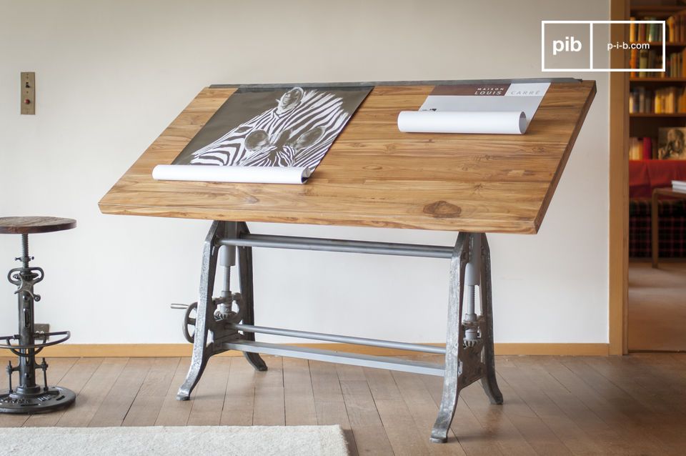 Beautiful architect's table in noble wood.