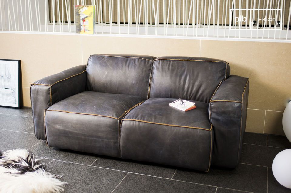 A deep seat and a density of foam offering a pleasant level of comfort.