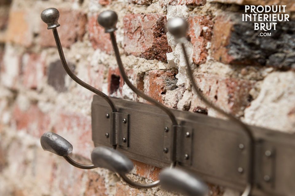 The elementary school coat rack 100% metal