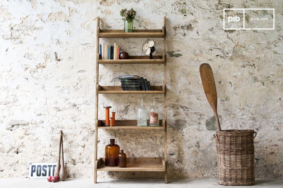 Beautiful shelf in old solid wood.