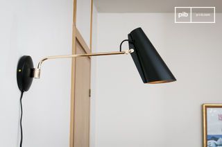 Black Birdy wall lamp