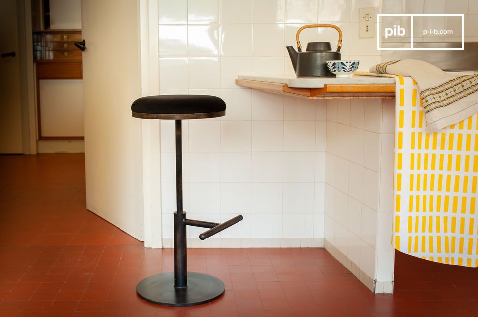A stool with a vintage and industrial style