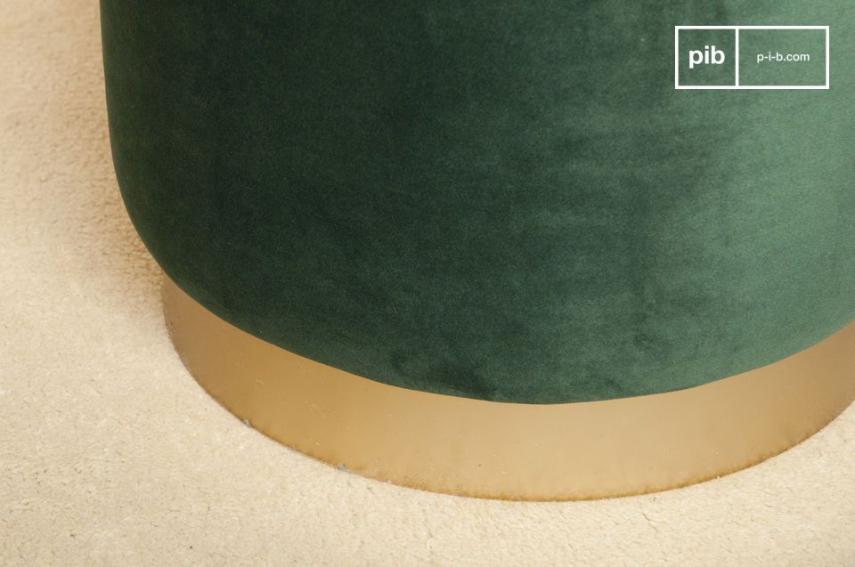 The beautiful golden brass base blends perfectly with the velvet.