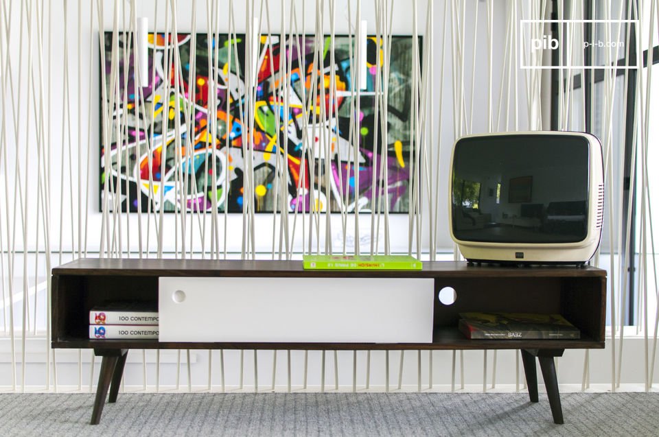 Brown'n White Tv console