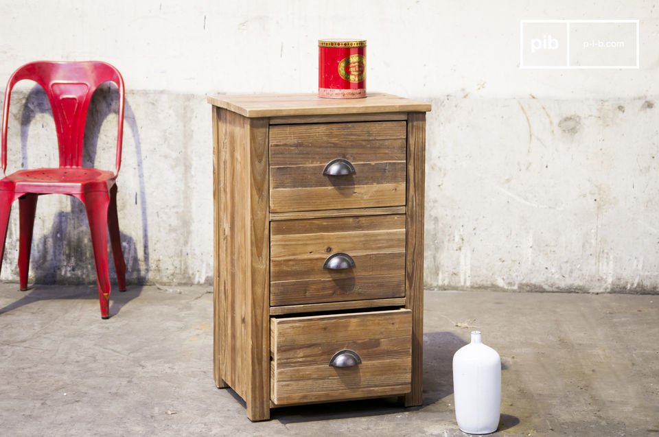 Buick cabinet of drawers