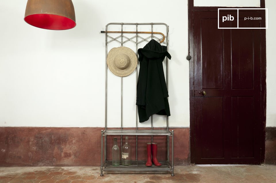 Café de Paris coat rack