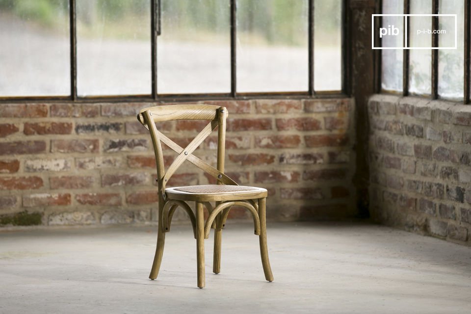 Small bistro chair full of charm.