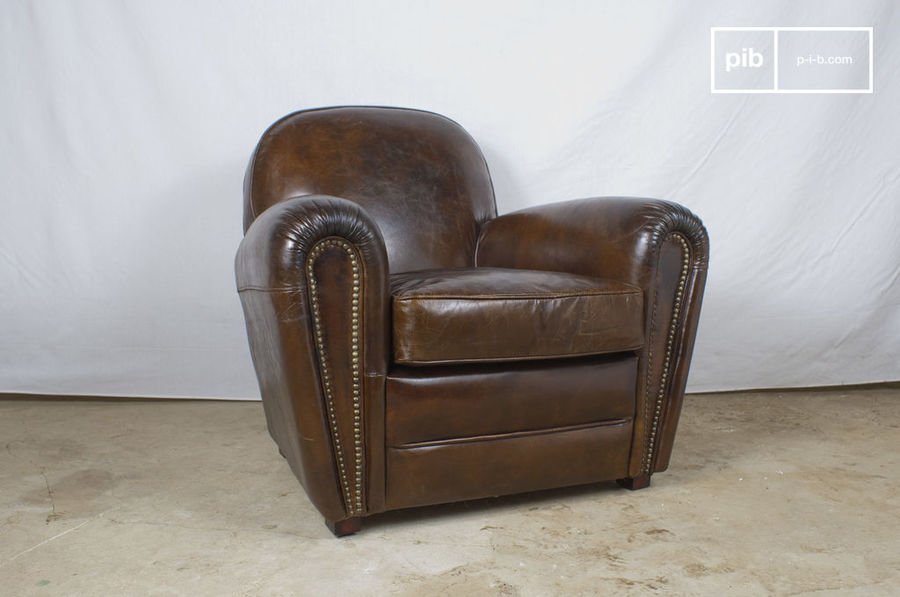 Cigar club leather armchair