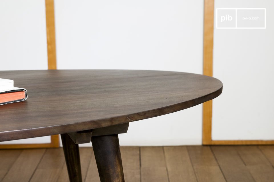 Raw wooden tray covered with a dark varnish.