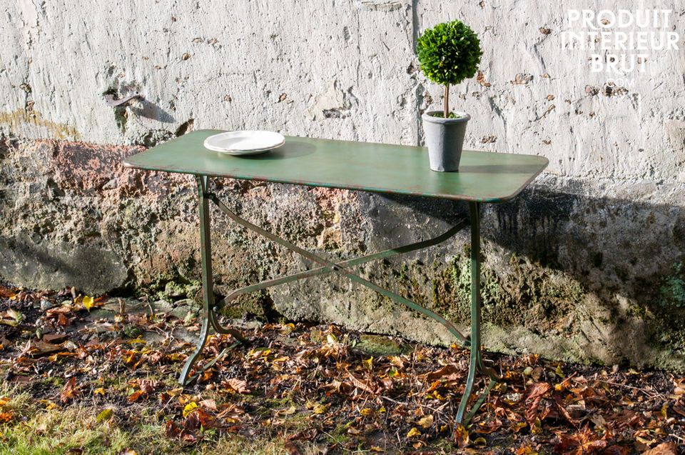 Combourg metallic table