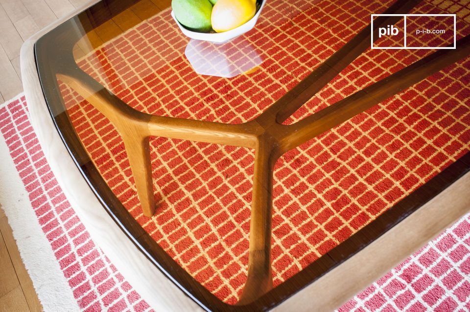 Sublime smoked glass tray with a light orange colour.