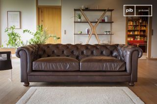 Large leather Chesterfield sofa Weston