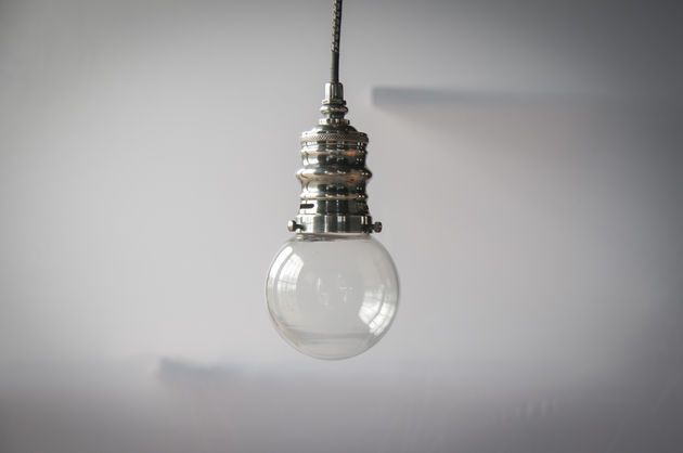 Small silver pendant light Darwin