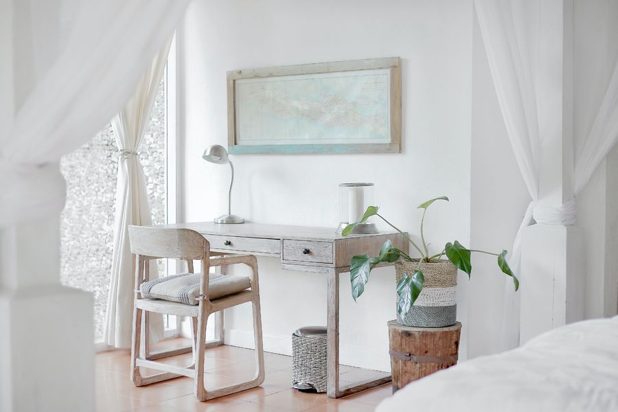 Desk and dressing table in one