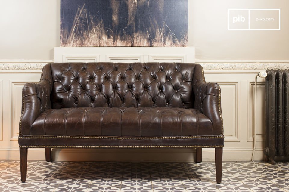 Chic Retro sofa made entirely of distressed leather