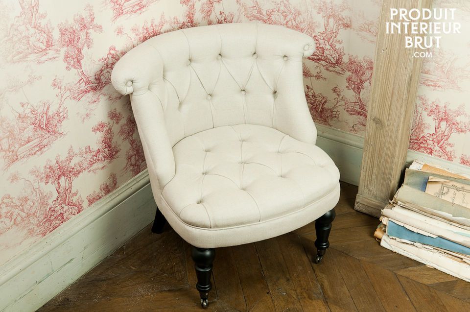 The charm of this padded easy chair with a linen-cotton cover gives your interior a great boho-chic