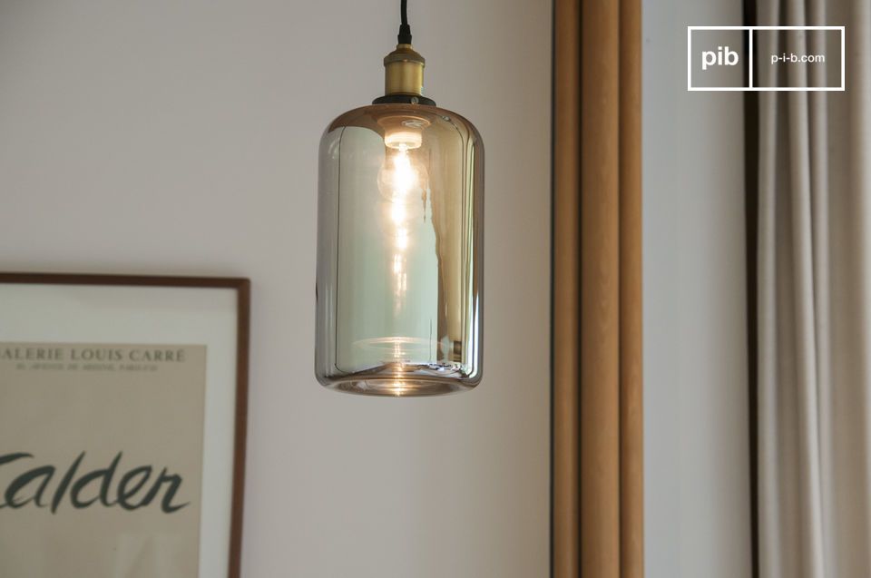 The bulb is visible in the lampshade, for a pretty light.