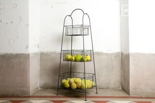 Grey metal rack with 3 baskets