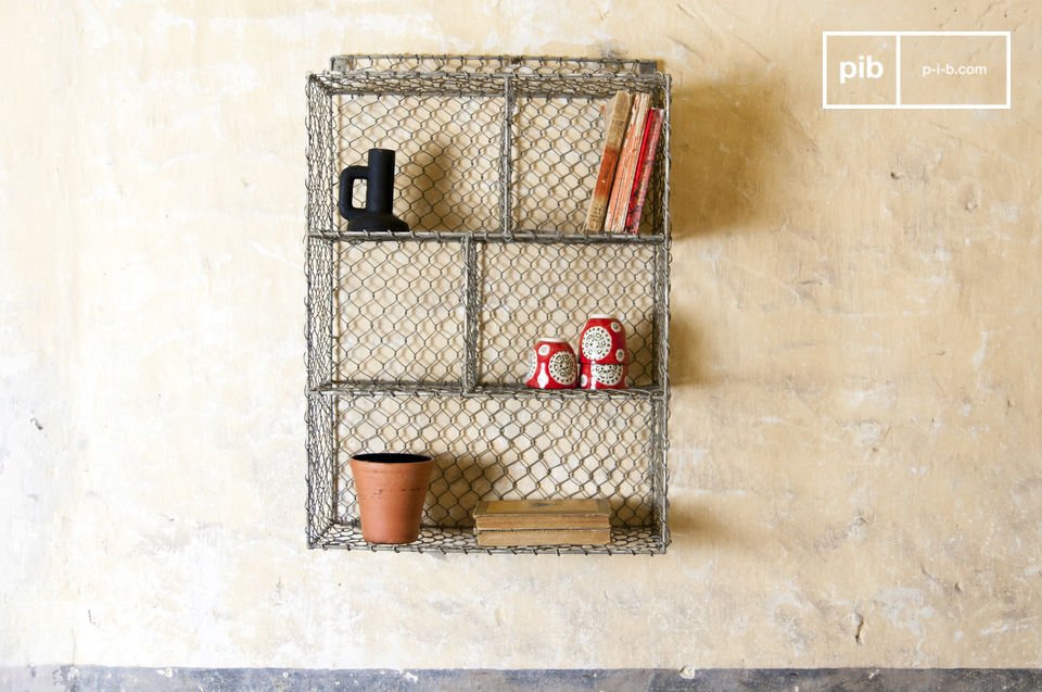 Beautiful wall shelf with 5 sections mesh.