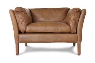 Hamar armchair