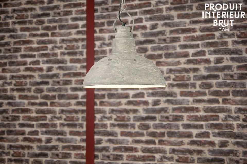 Hanging light Cement