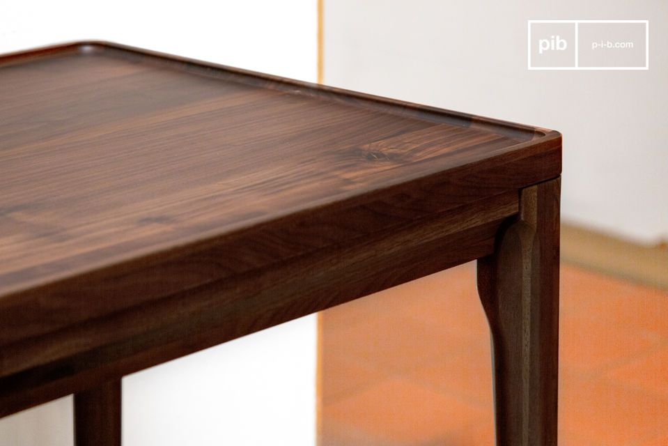 The walnut top is pleasant to the touch.