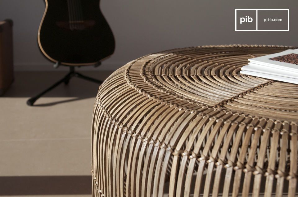 The concentric circles of rattan are perfectly executed.
