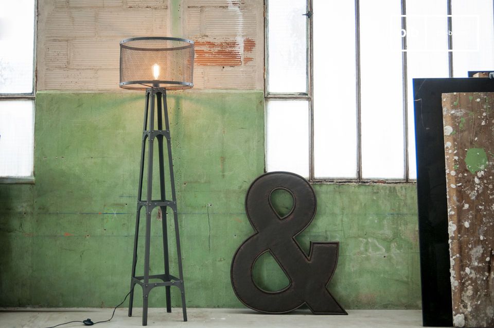 Nice lamp with metal frame in dark grey riveted steel.