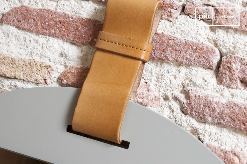 The colour of the strap is a beautiful light tawny.