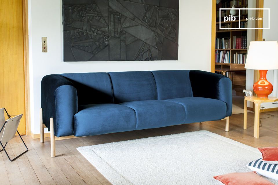 A 3 seater sofa with a Scandinavian essence, perfect for a colorful touch