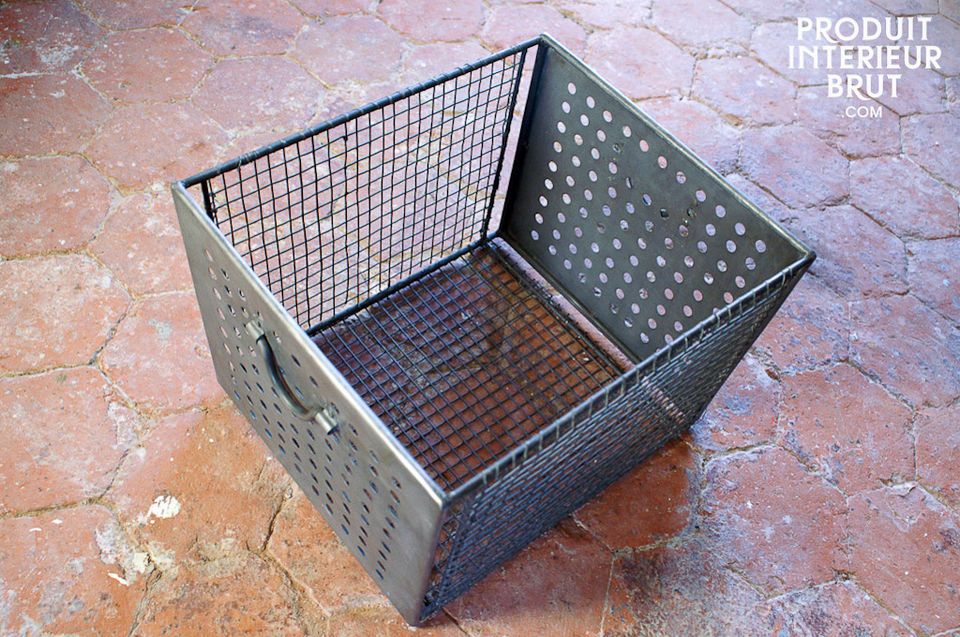 Large wire mesh basket