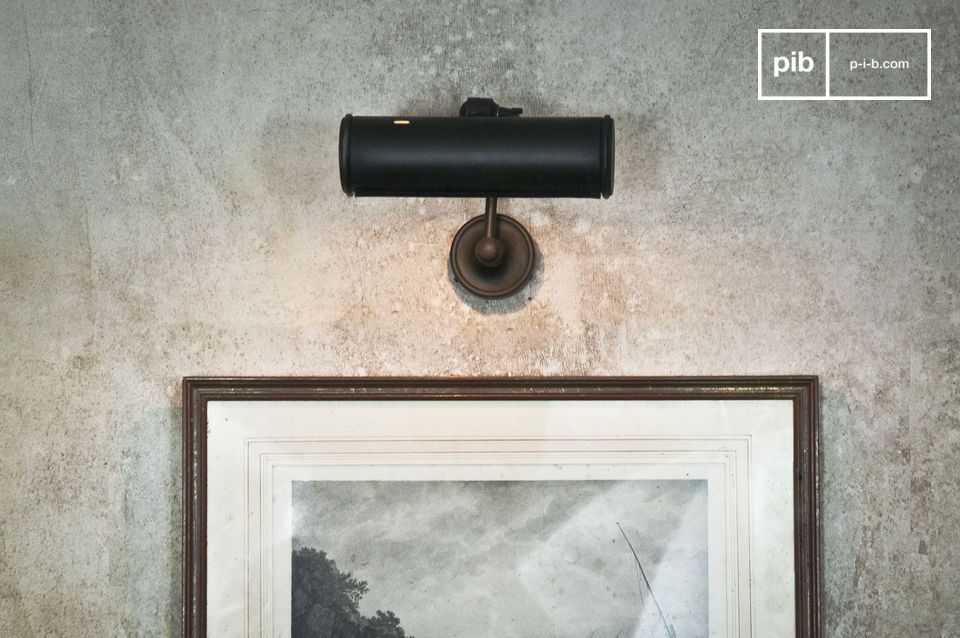Brighten up your home with this neatly finished lamp.