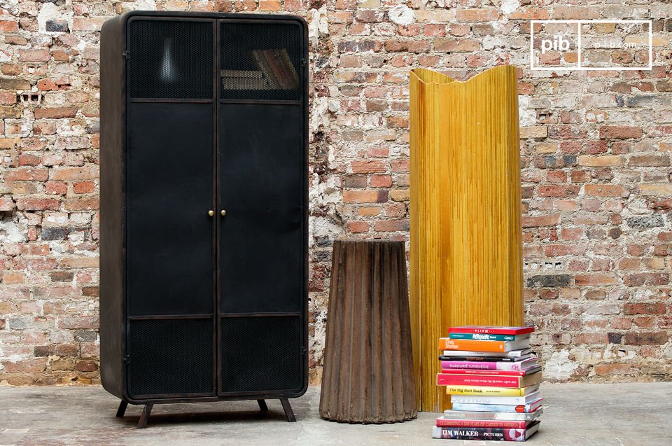 A beautifully sized cabinet with an undeniably industrial spirit.