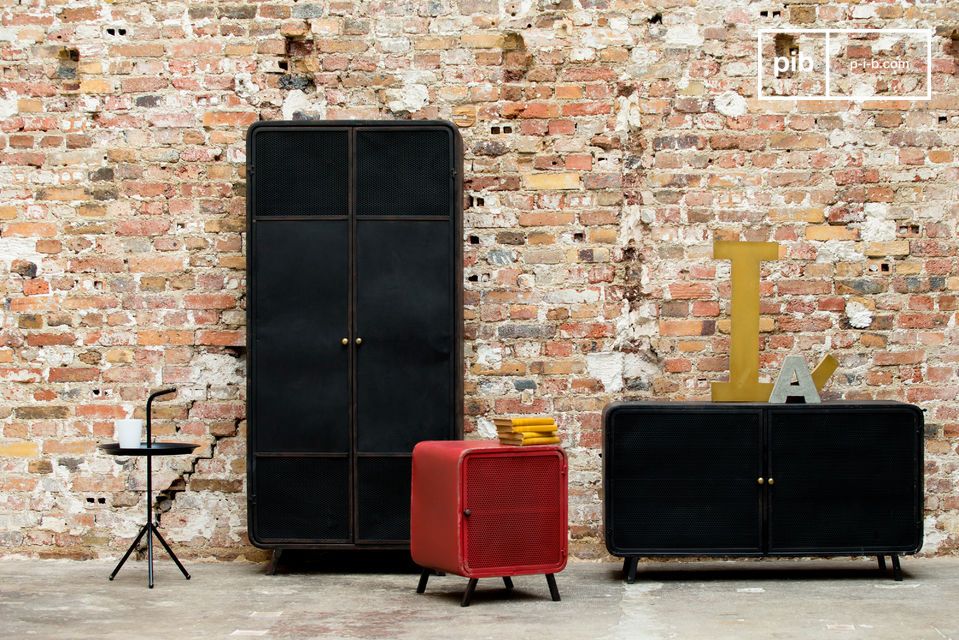 Red bedside table all in slightly patinated metal.