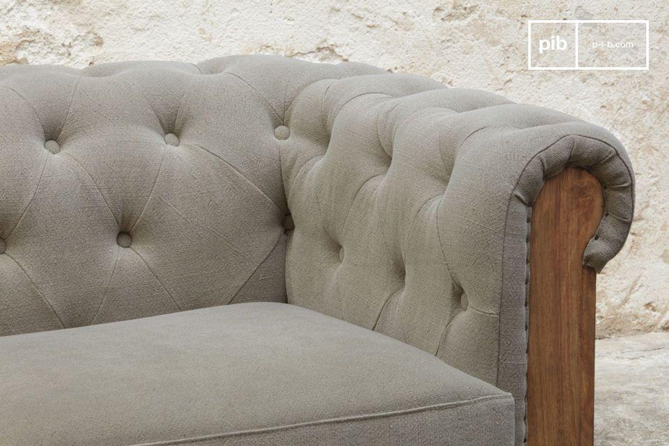 Deliciously crafted, this sofa combines quality materials to offer you a true haven of softness