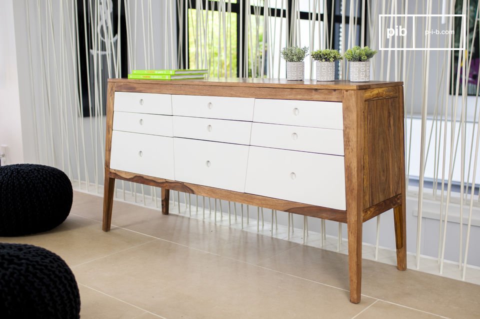 Elegant Nordic style chest of drawers.