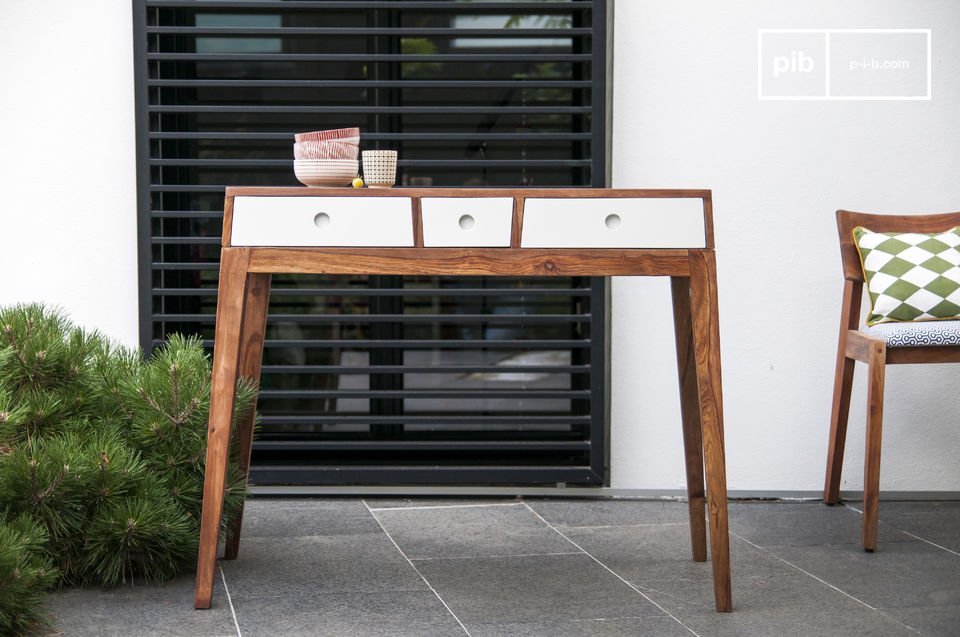 Beautiful wooden aerial console.