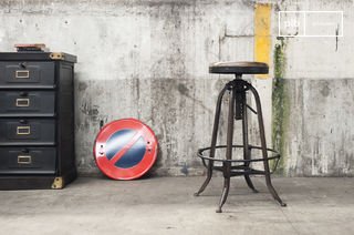 Solid wood bar stool Nouveau Western