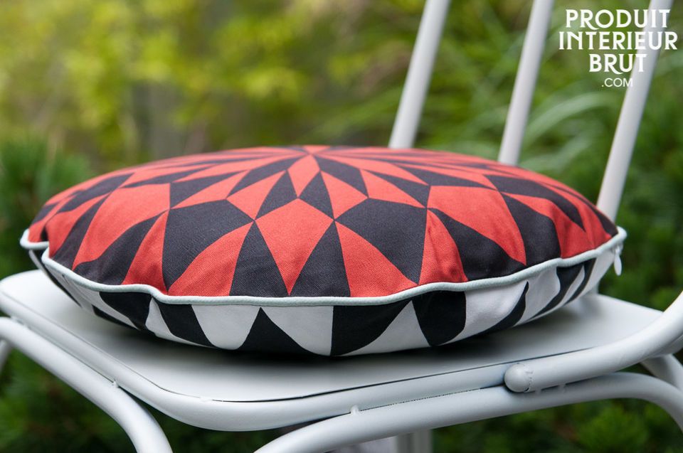 Norway round red cushion