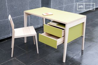 Nöten desk with drawers