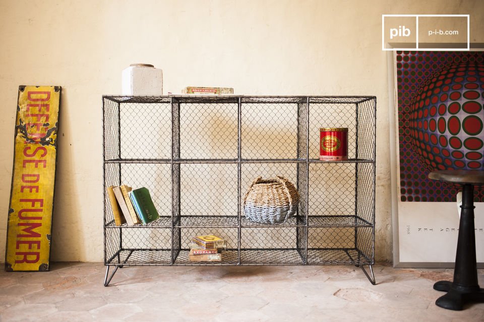 The shelf has a superb industrial look from the 1950s.