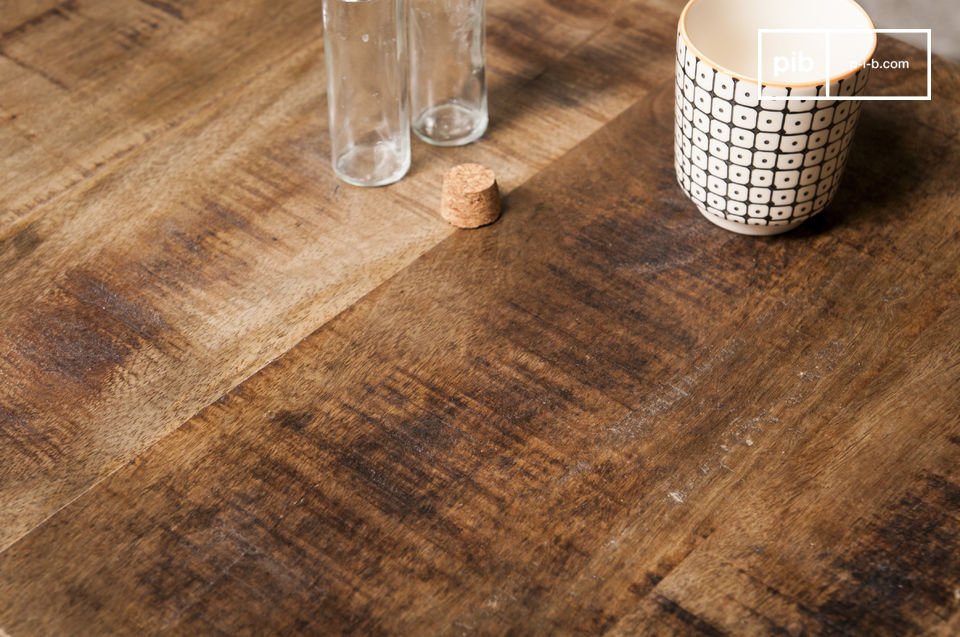 The service tray is made of solid mango wood.