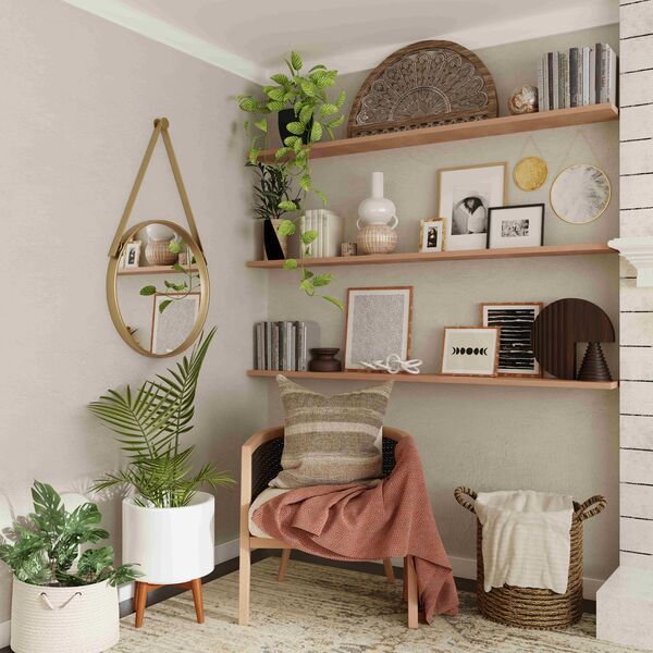 Plants, mirrors and other accessories