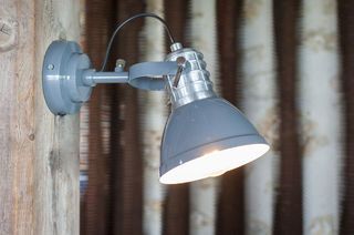 Postalys adjustable wall lamp