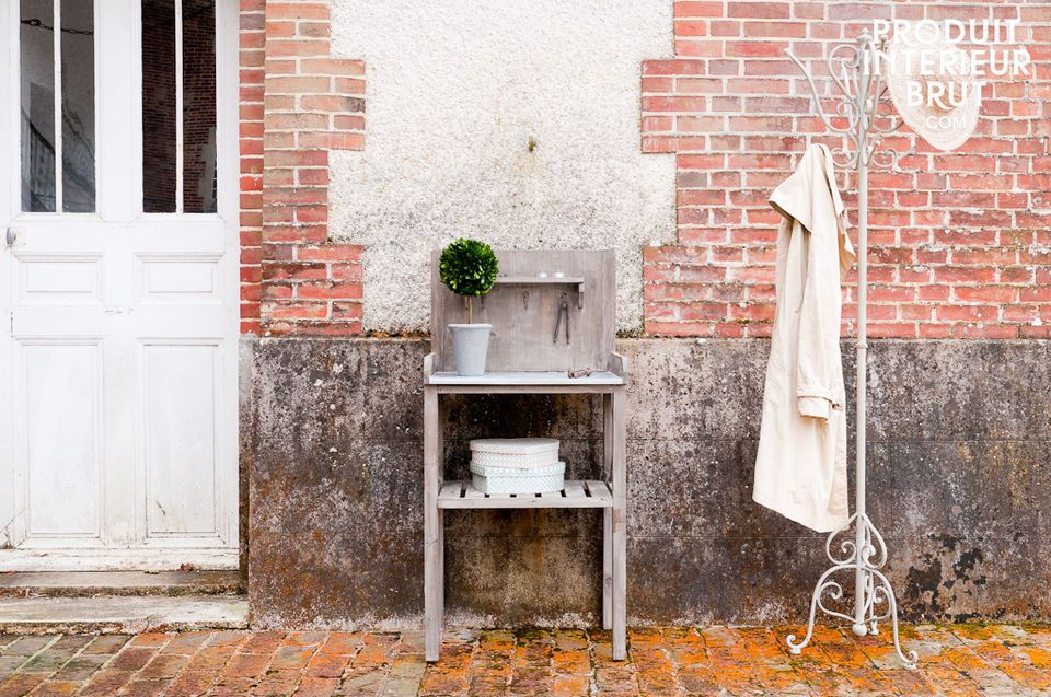 This rustic furniture will add country-style charm to your entrance, bedroom, or bathroom