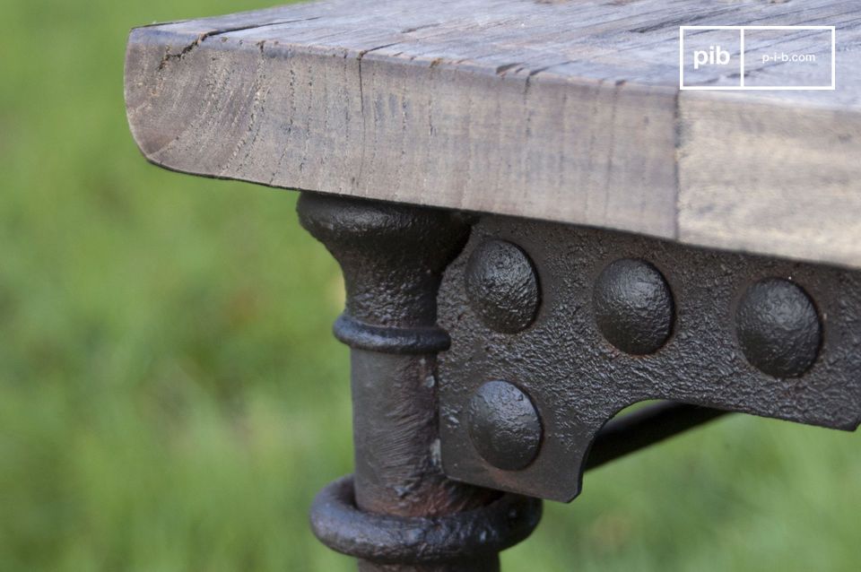 Brown structure in metal tubes and elm top.