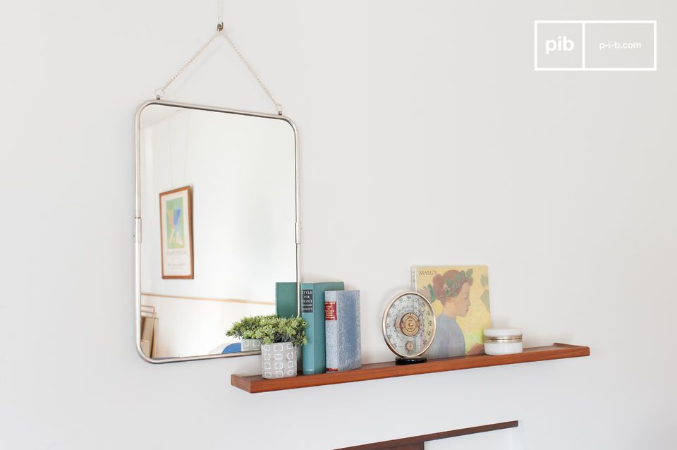 Elegant mirror that will be comfortable on a shelf or dresser.